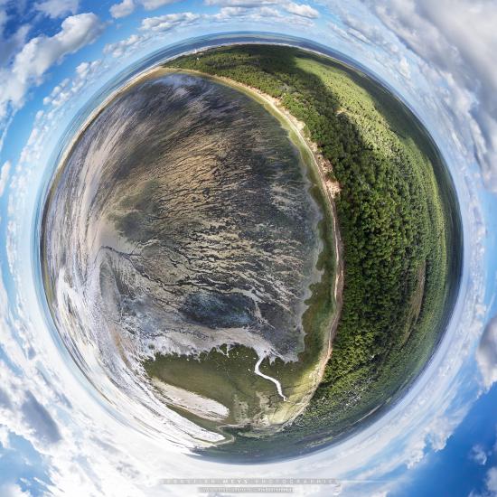 Tiny Planet de la baie de Bonne Anse